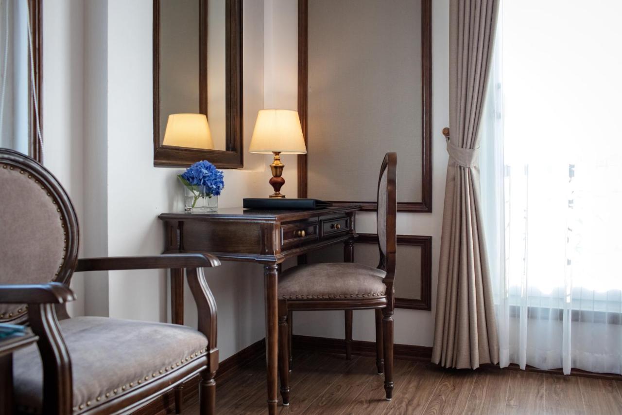 Alisa Hotel & Spa Hanoi Exterior photo